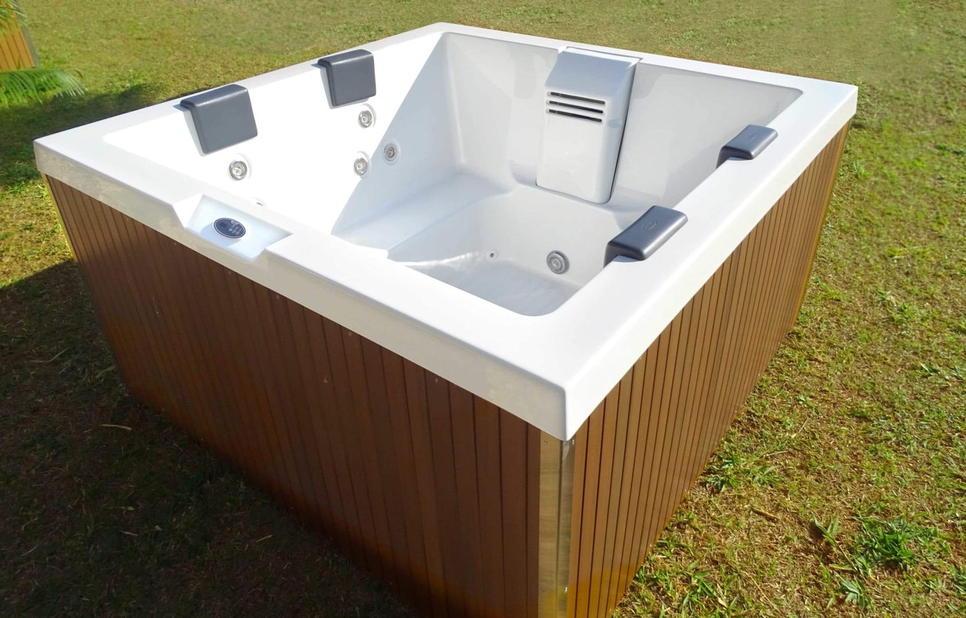 Jacuzzi® J-170