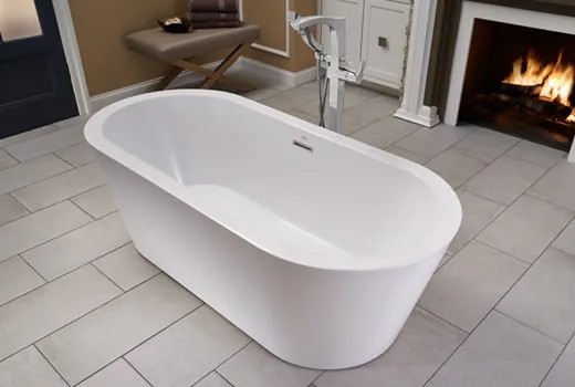 Jacuzzi® Banheira Maya (Branca ou Preta)